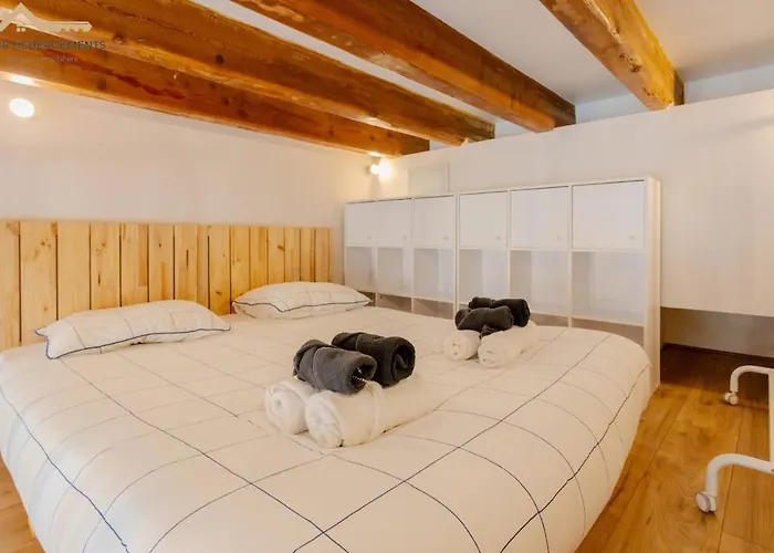 Assalit Avec Coin Nuit, Plein Centre Apartamento *